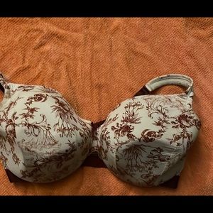 Cacique underwire bra.